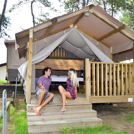 Camping Laguna Village Каорле Екстериор снимка